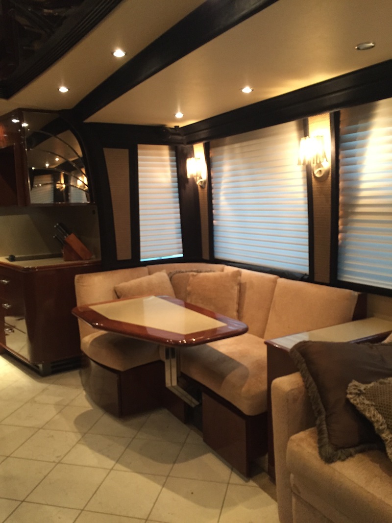 2006 Prevost Legendary XLII For Sale