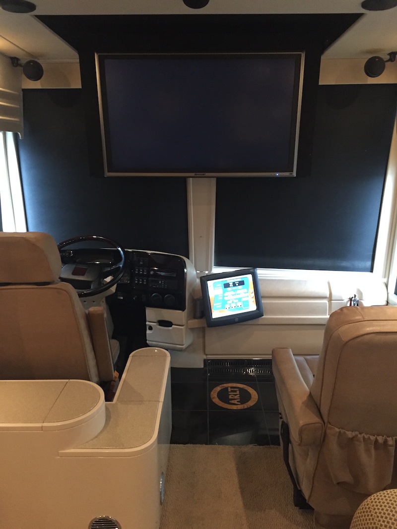 2006 Prevost Legendary XLII For Sale