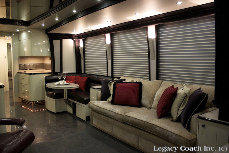 2006 Prevost Legendary XLII For Sale