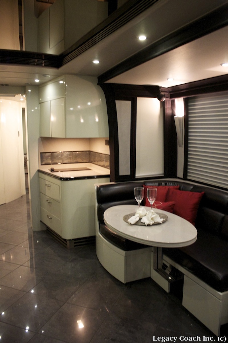 2006 Prevost Legendary XLII For Sale