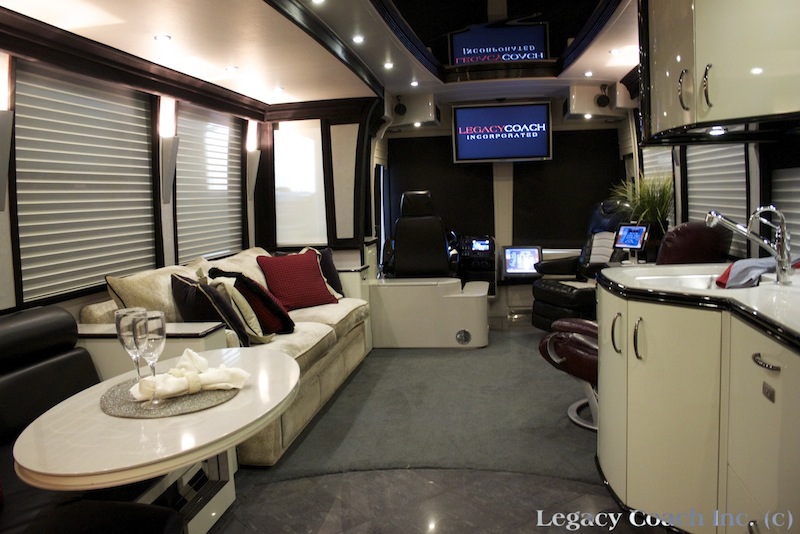 2006 Prevost Legendary XLII For Sale