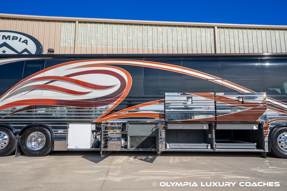 2006 Prevost Legendary XLII For Sale