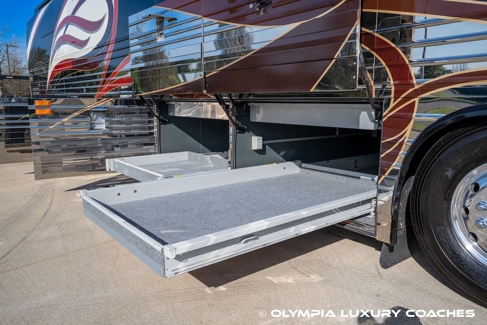 2006 Prevost Legendary XLII For Sale