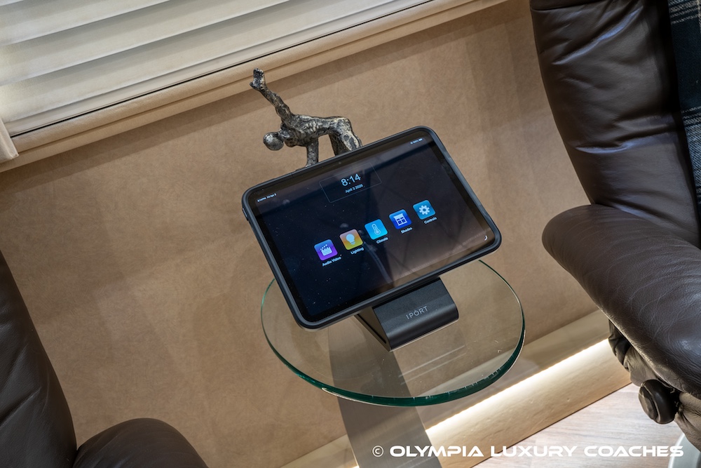 2006 Prevost Legendary XLII For Sale