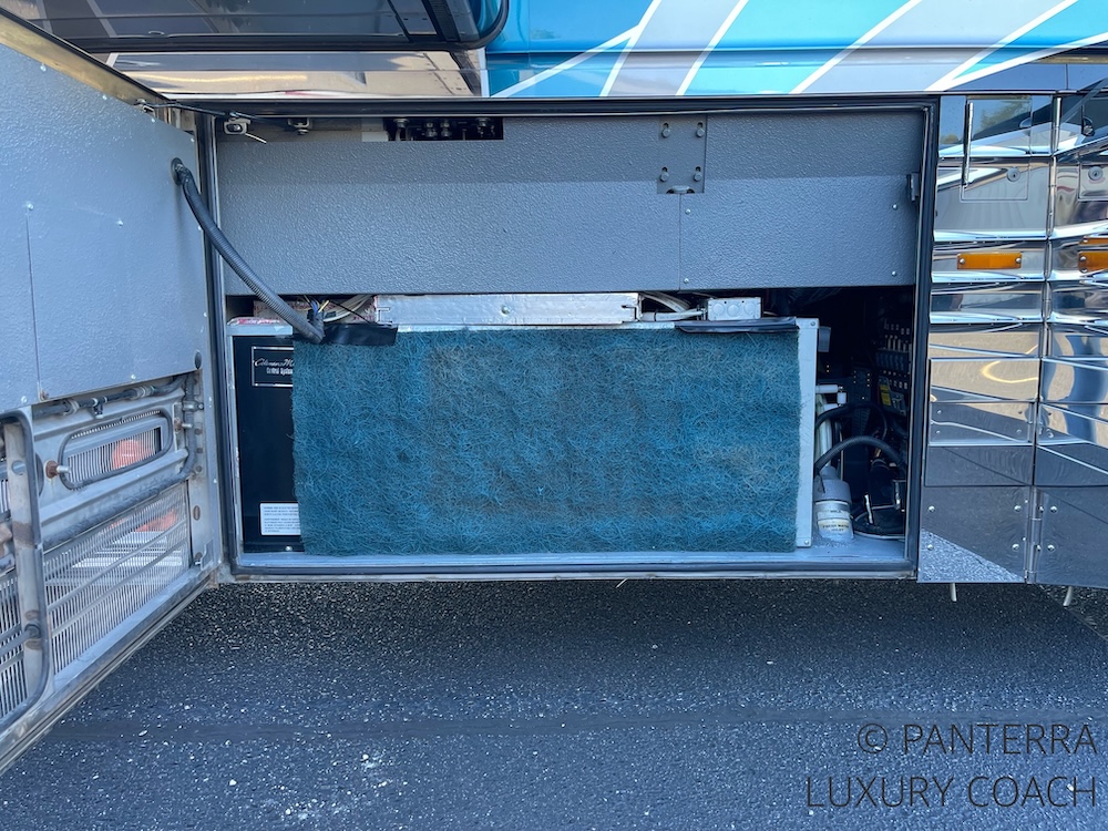 2006 Prevost Legendary XLII For Sale