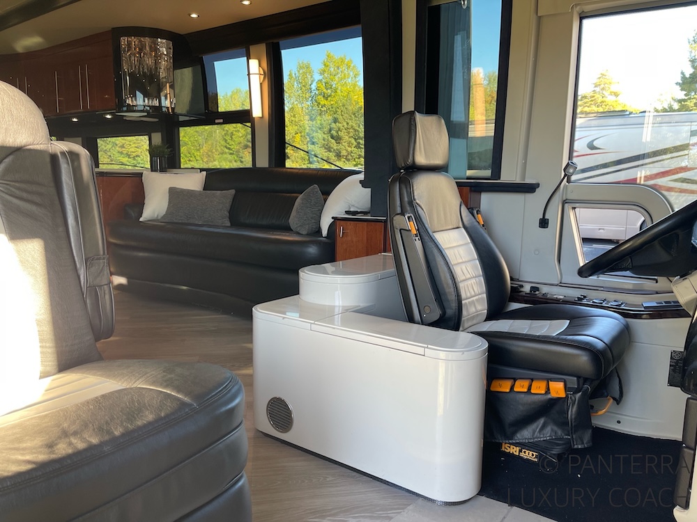 2006 Prevost Legendary XLII For Sale