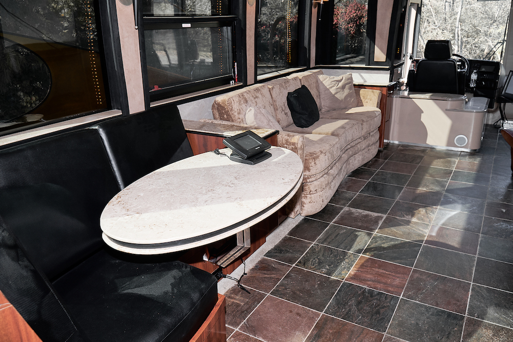 2006 Prevost Legendary XLII For Sale