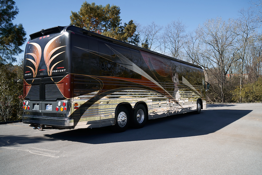 2006 Prevost Legendary XLII For Sale
