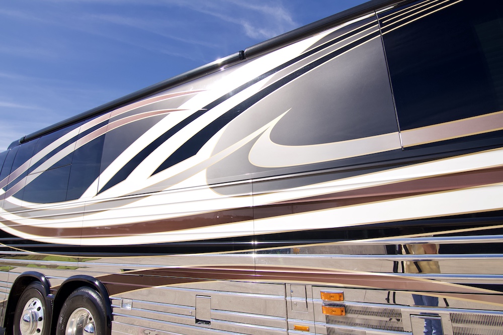 2006 Prevost Legendary XLII For Sale