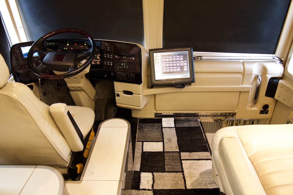 2006 Prevost Legendary XLII For Sale