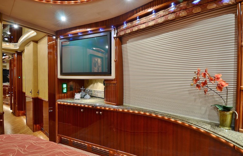 2006 Prevost Liberty H3-45 For Sale