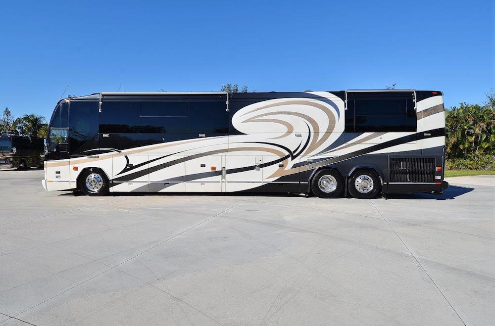 2006 Prevost Liberty H3-45 For Sale