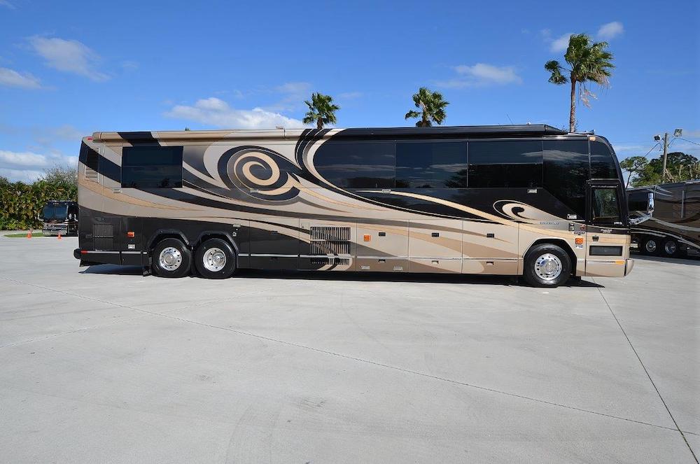 2006 Prevost Liberty H3-45 For Sale