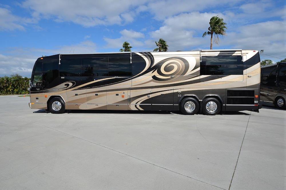 2006 Prevost Liberty H3-45 For Sale