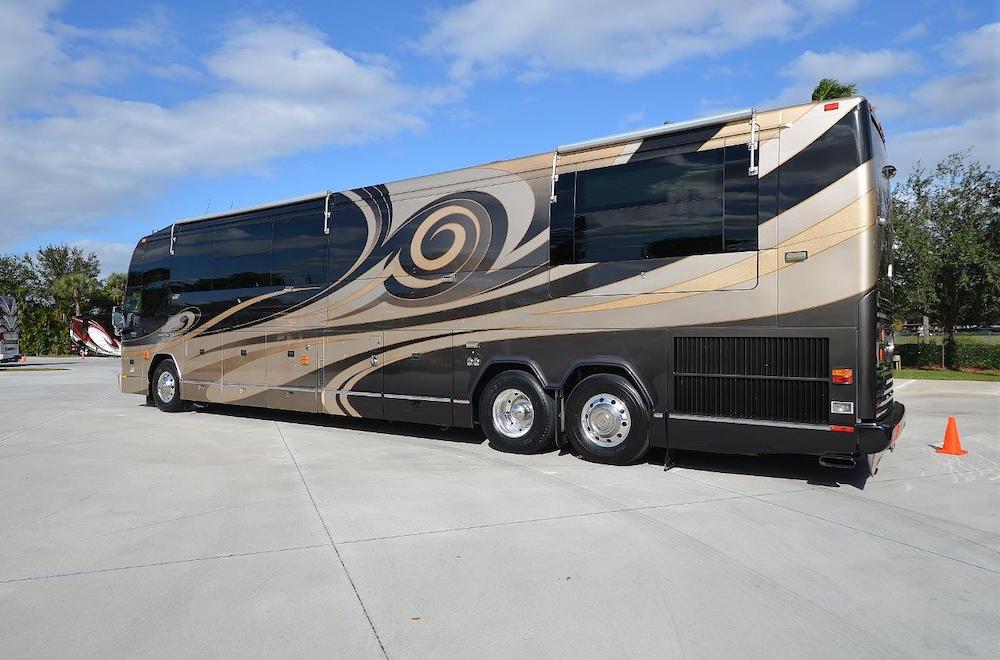 2006 Prevost Liberty H3-45 For Sale