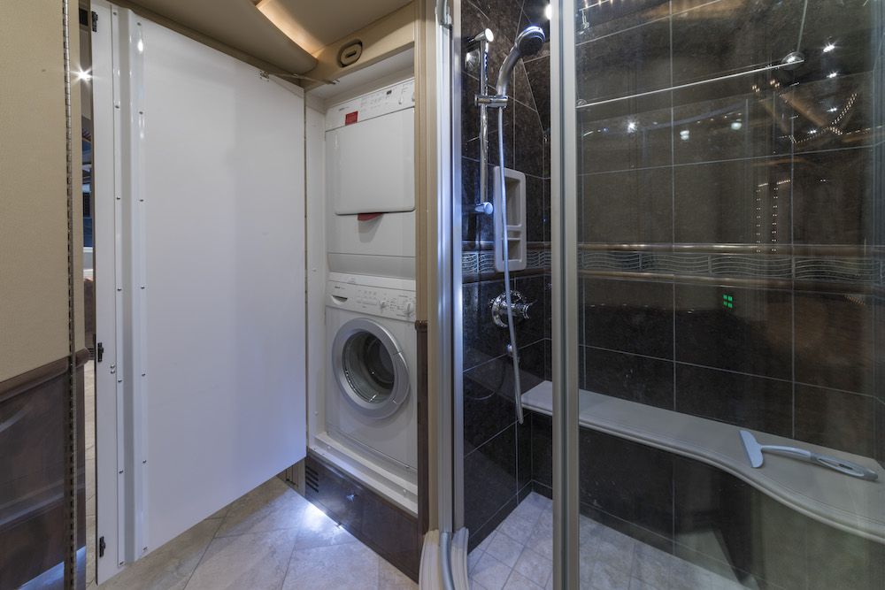 2006 Prevost Liberty XLII For Sale