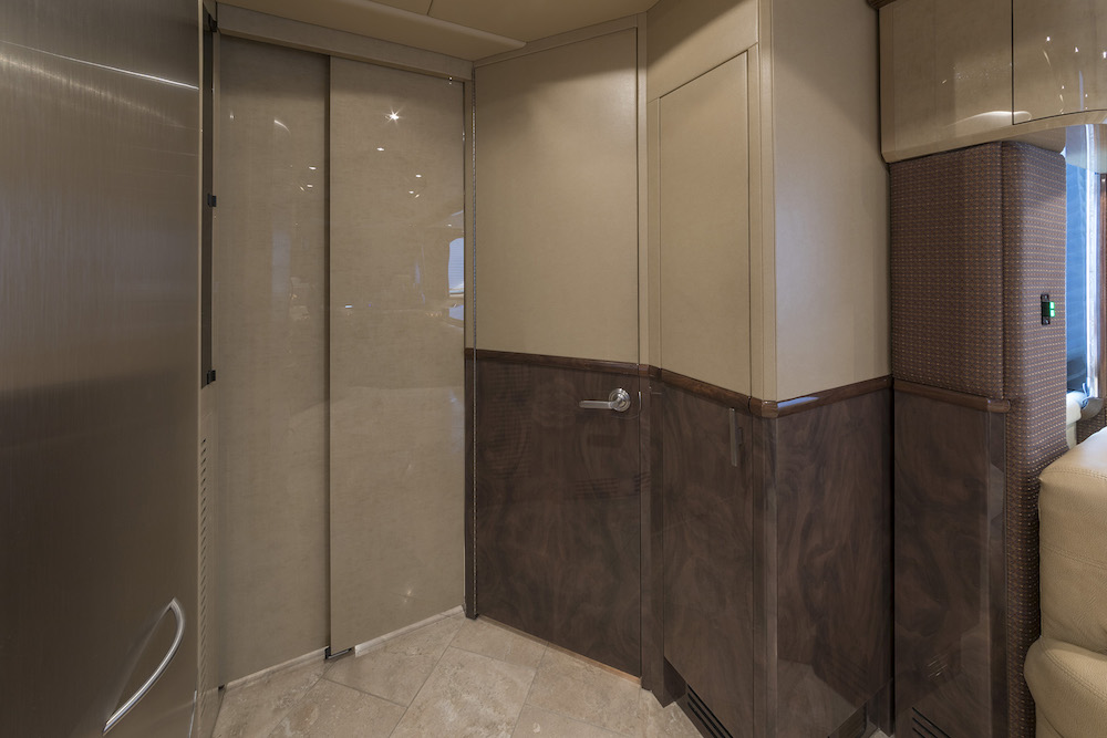 2006 Prevost Liberty XLII For Sale