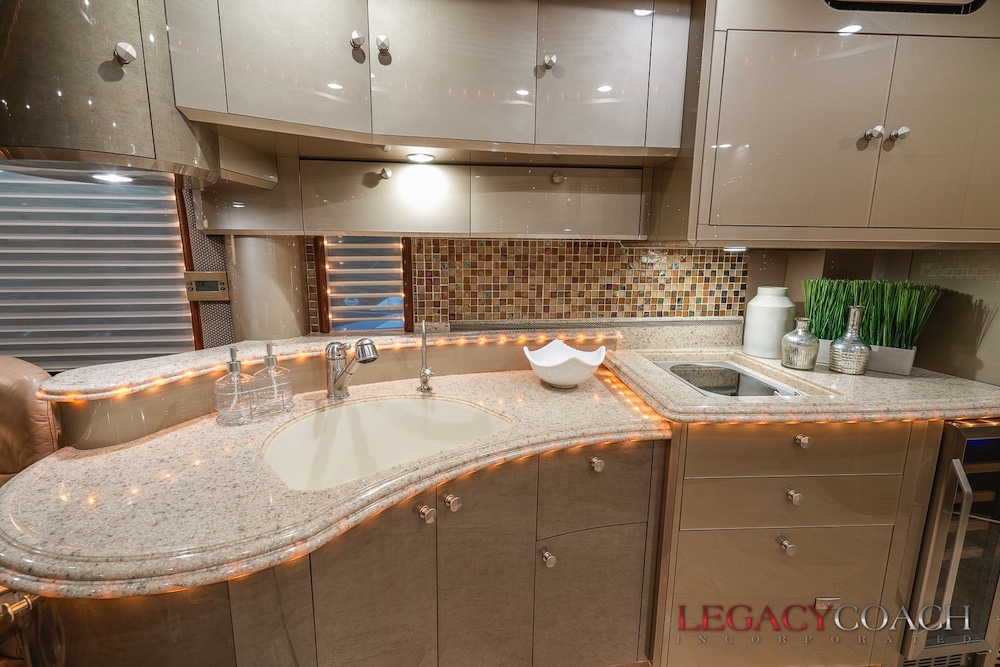 2006 Prevost Liberty XLII For Sale