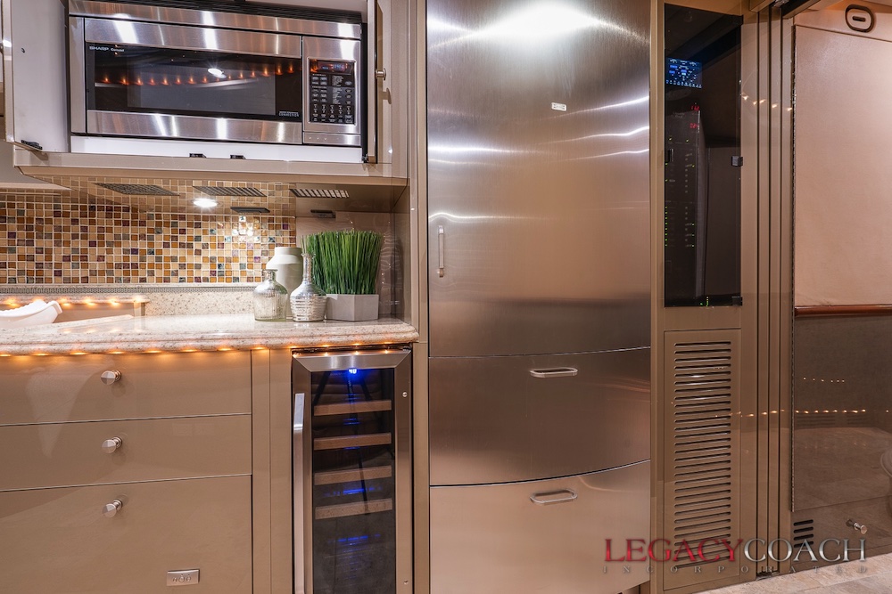 2006 Prevost Liberty XLII For Sale