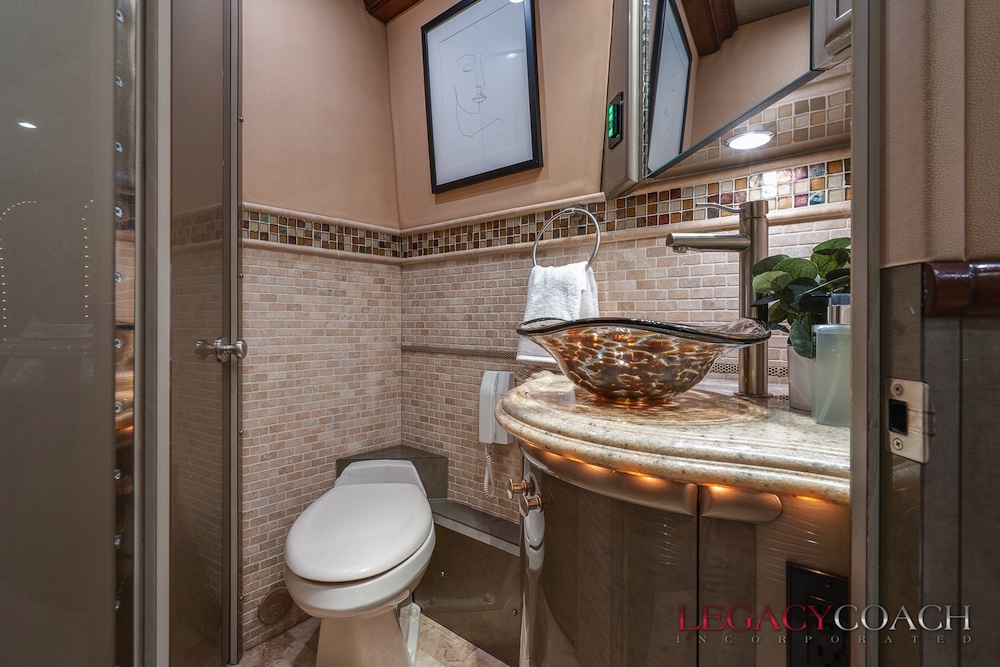 2006 Prevost Liberty XLII For Sale