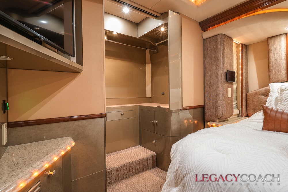 2006 Prevost Liberty XLII For Sale