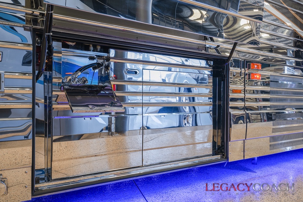 2006 Prevost Liberty XLII For Sale