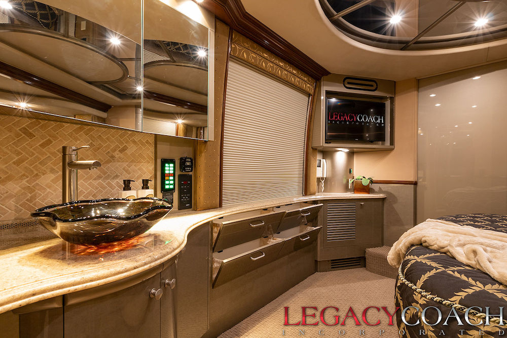 2006 Prevost Liberty XLII For Sale