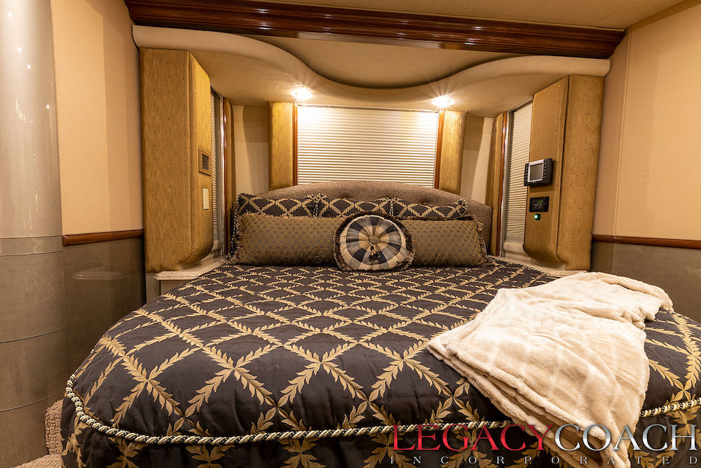 2006 Prevost Liberty XLII For Sale