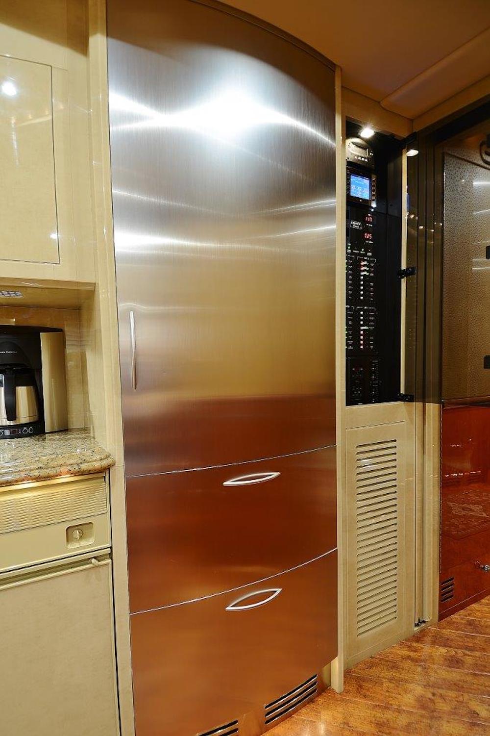 2006 Prevost Liberty XLII For Sale