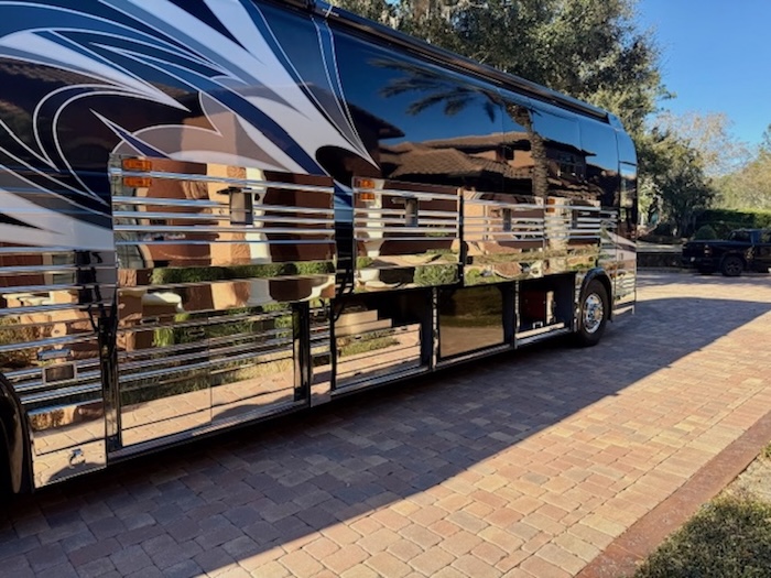 2006 Prevost Liberty XLII For Sale