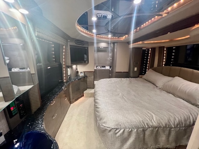 2006 Prevost Liberty XLII For Sale