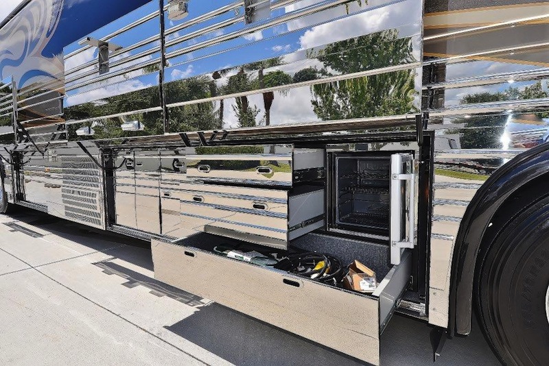 2006 Prevost Liberty XLII For Sale