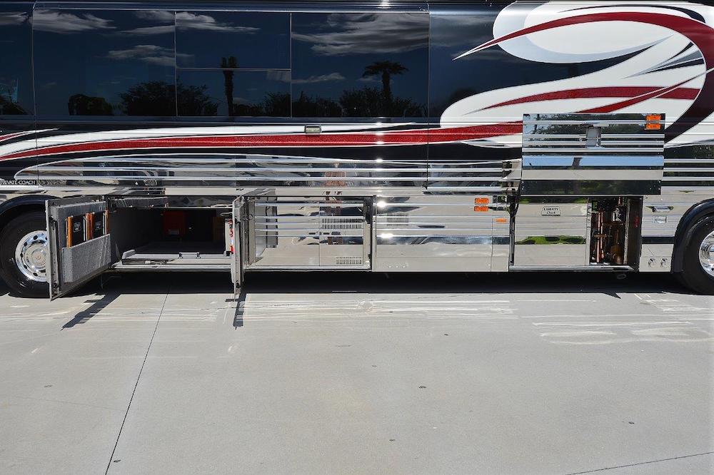 2006 Prevost Liberty XLII For Sale