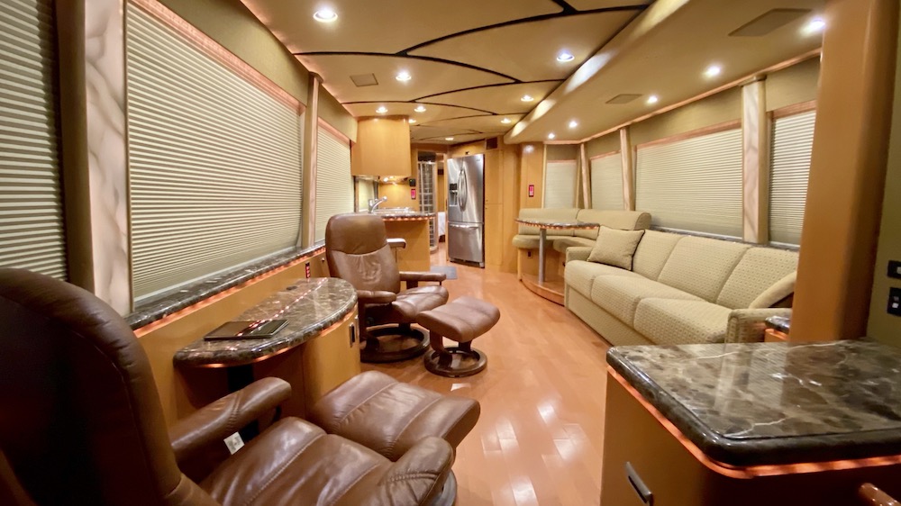2006 Prevost Marathon H3-45 For Sale