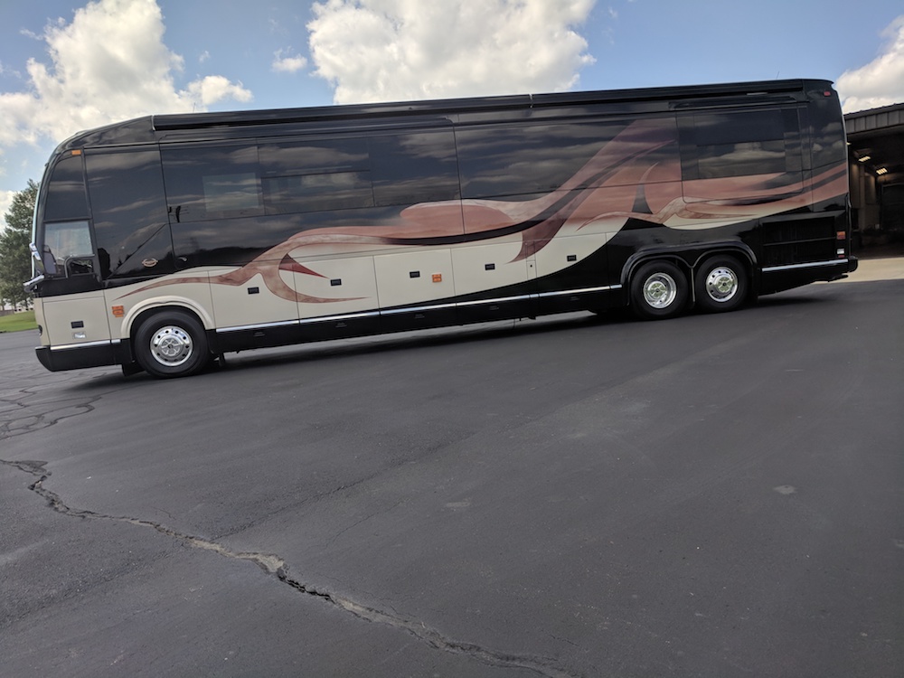 2006 Prevost Marathon H3-45 For Sale