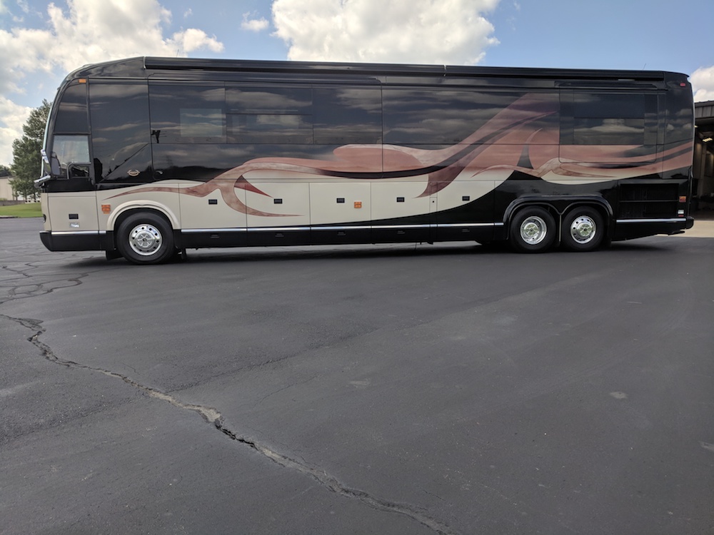 2006 Prevost Marathon H3-45 For Sale