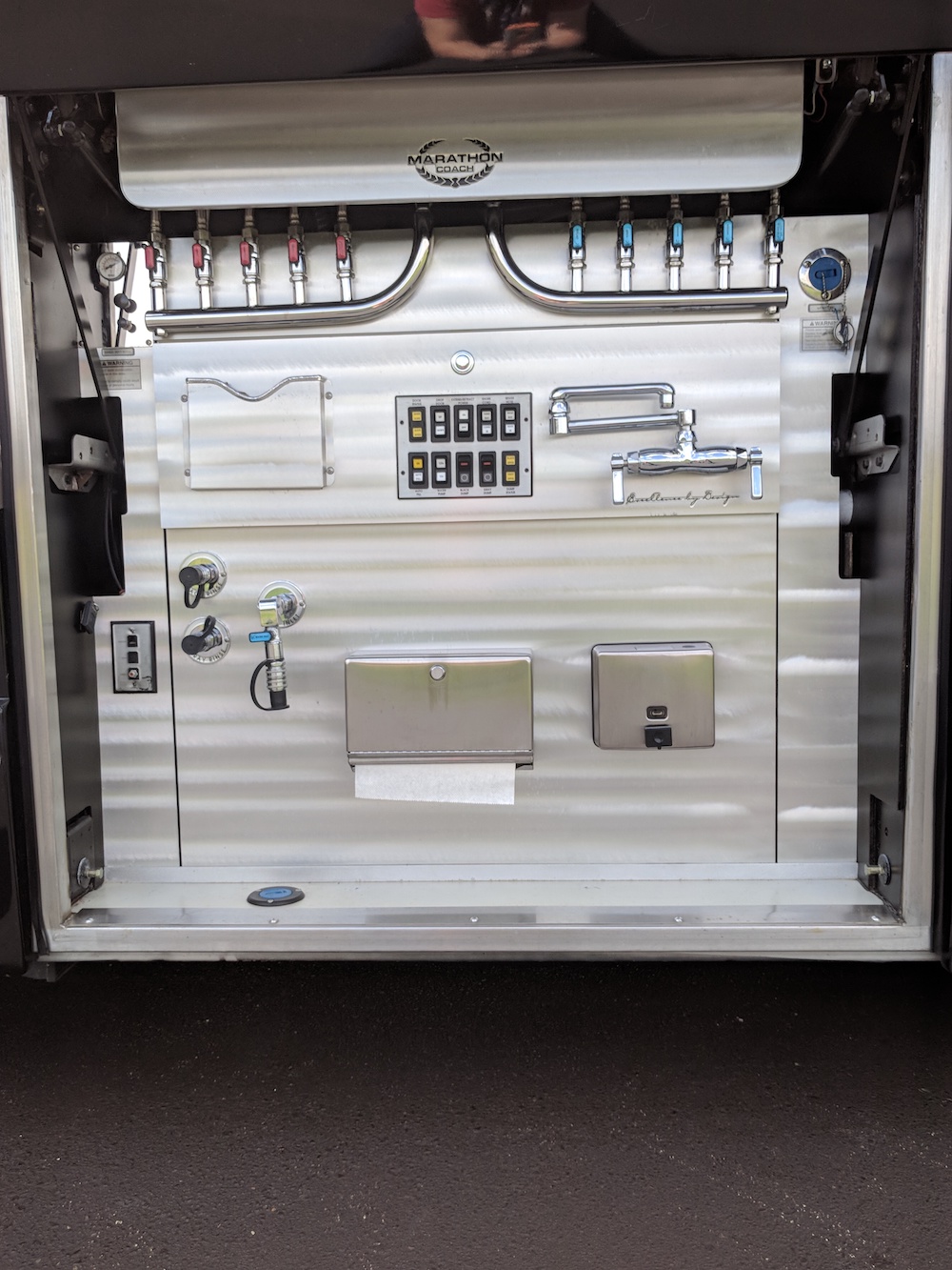 2006 Prevost Marathon H3-45 For Sale