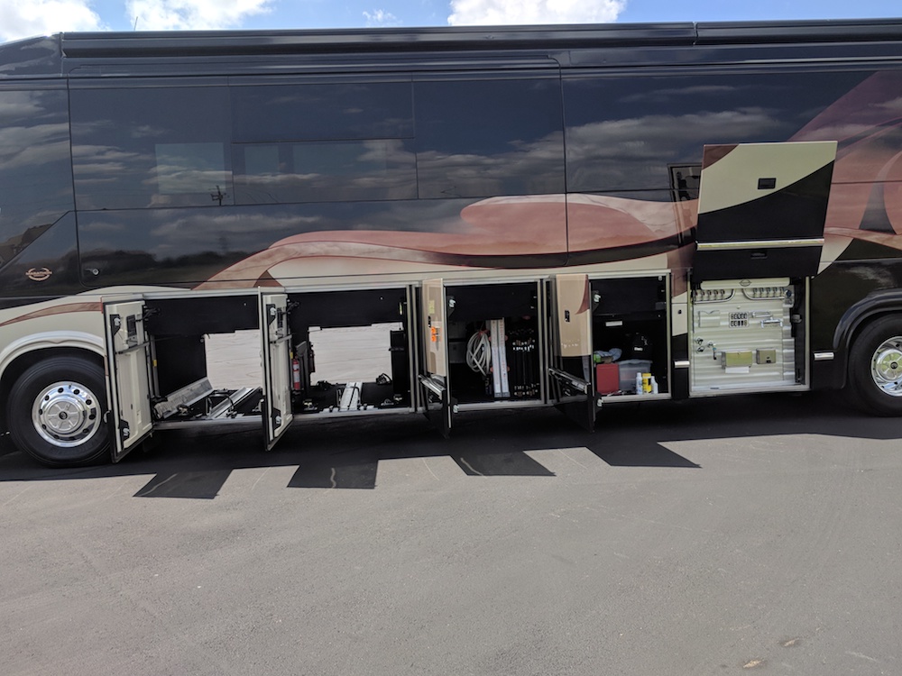 2006 Prevost Marathon H3-45 For Sale