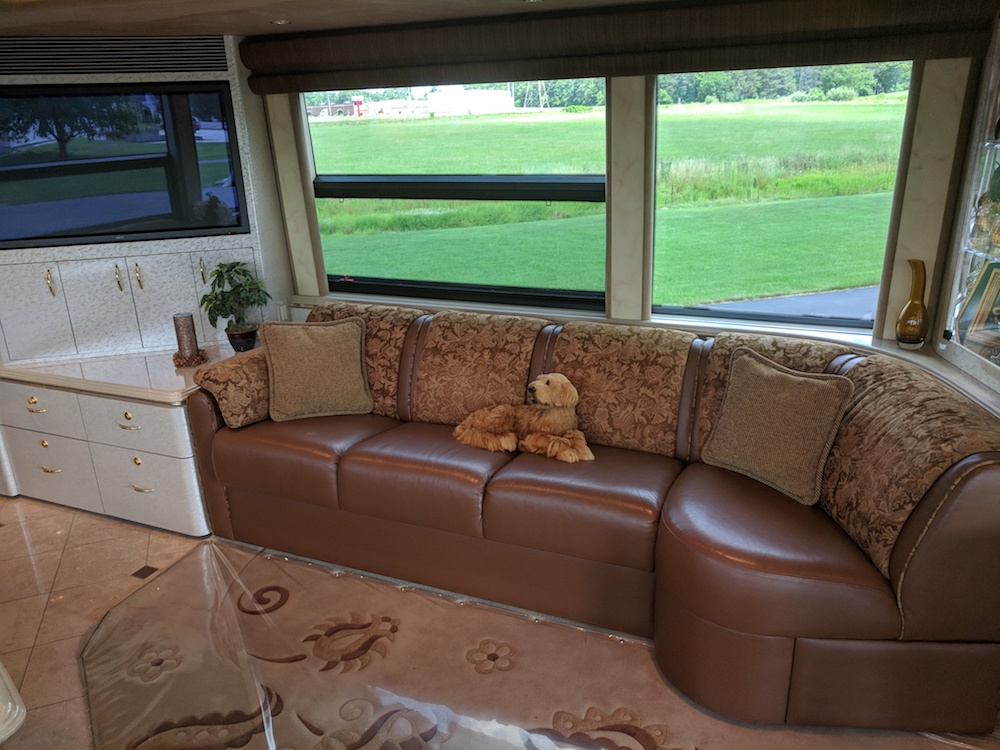 2006 Prevost Marathon H3-45 For Sale