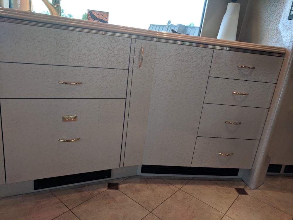 2006 Prevost Marathon H3-45 For Sale