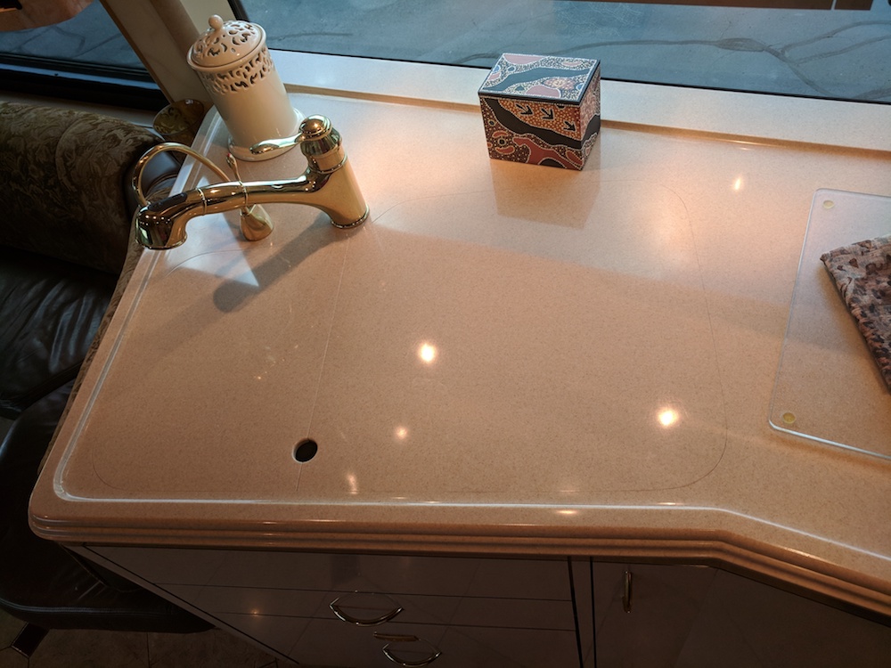 2006 Prevost Marathon H3-45 For Sale