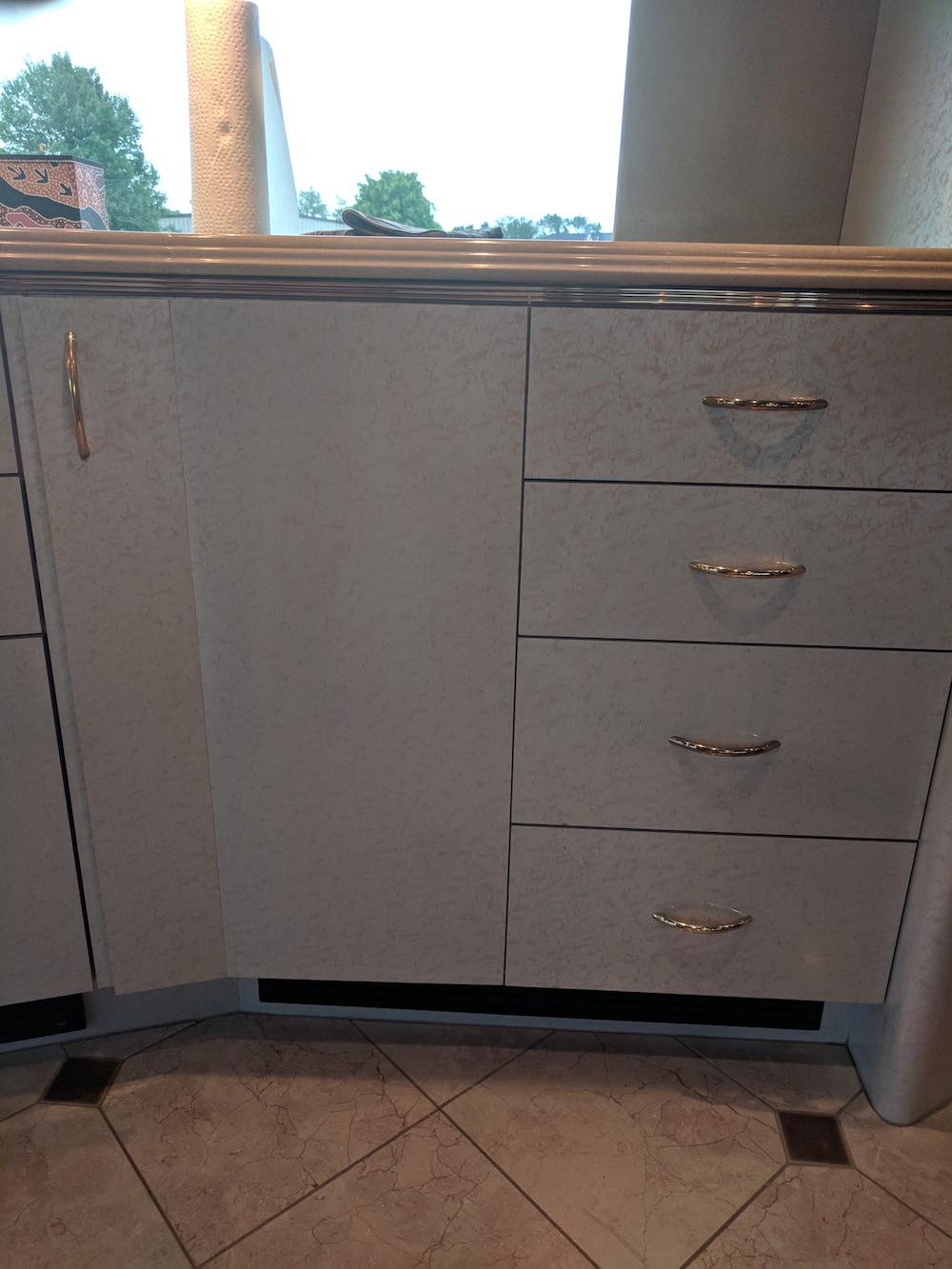 2006 Prevost Marathon H3-45 For Sale