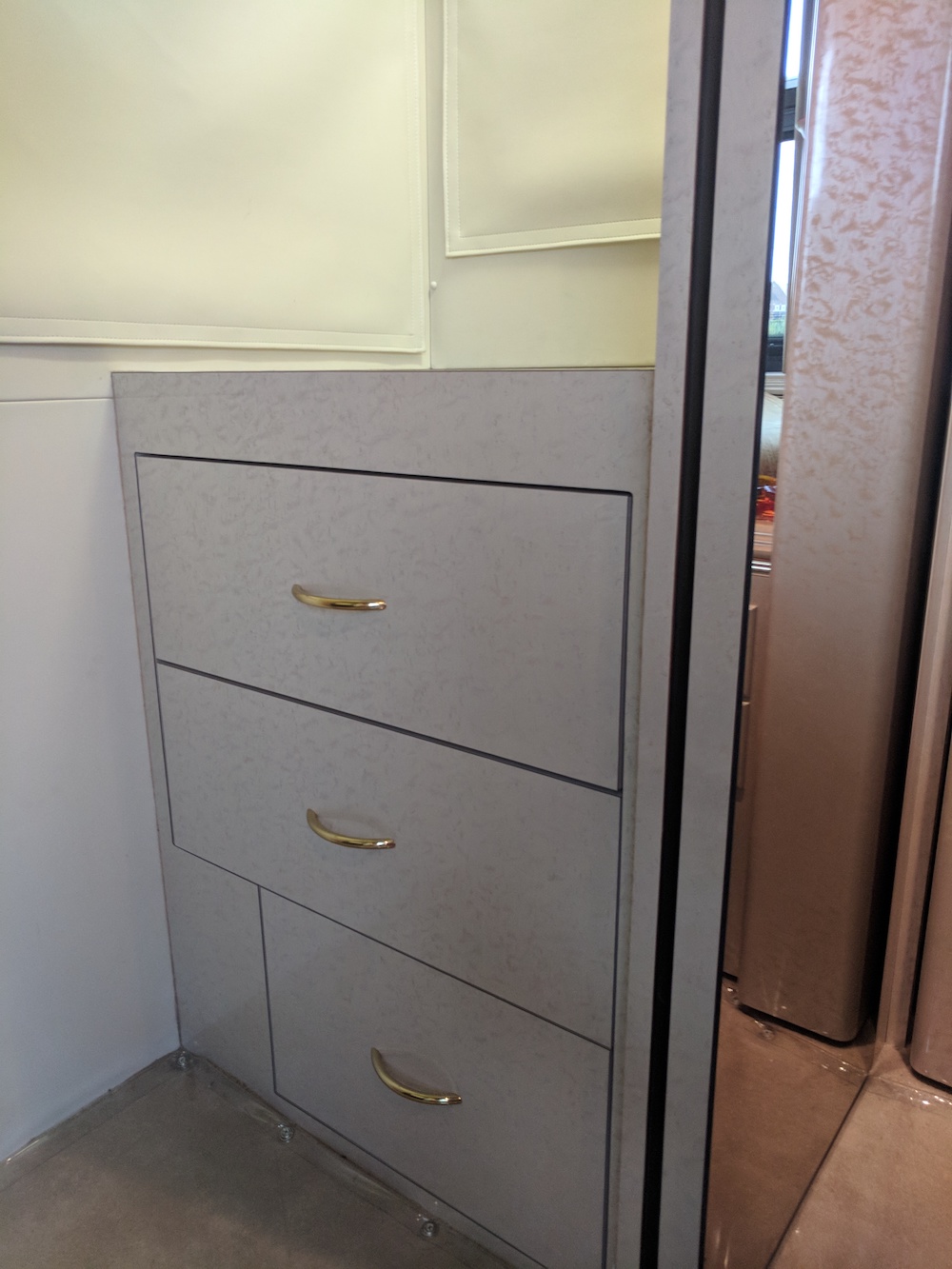 2006 Prevost Marathon H3-45 For Sale