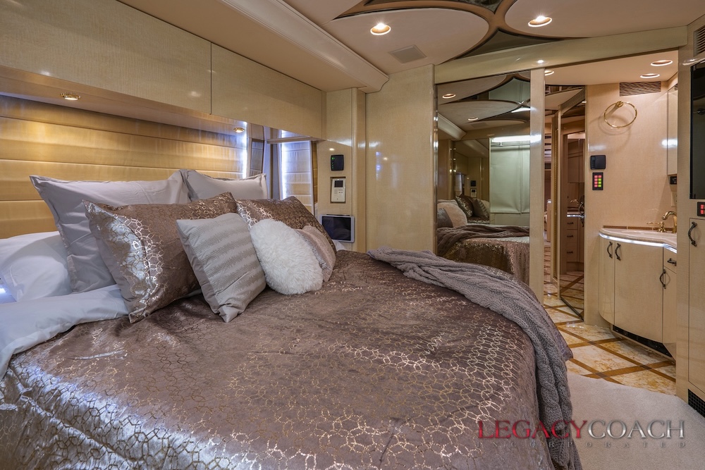 2006 Prevost Marathon H3-45 For Sale