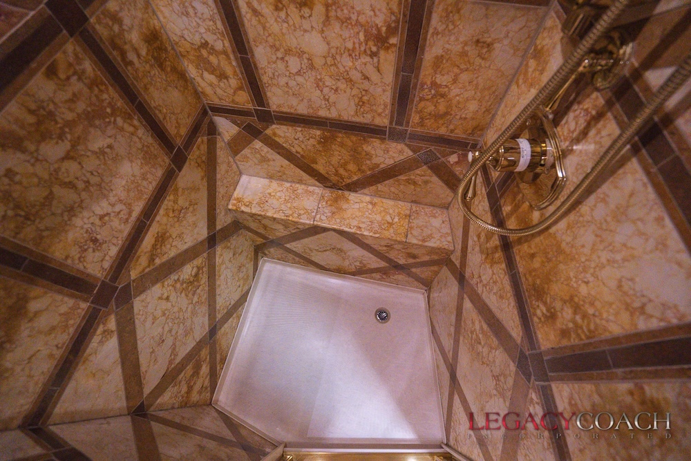 2006 Prevost Marathon H3-45 For Sale