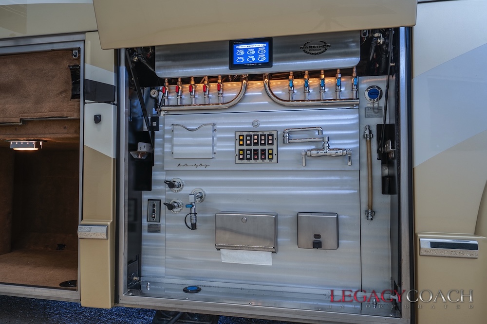 2006 Prevost Marathon H3-45 For Sale