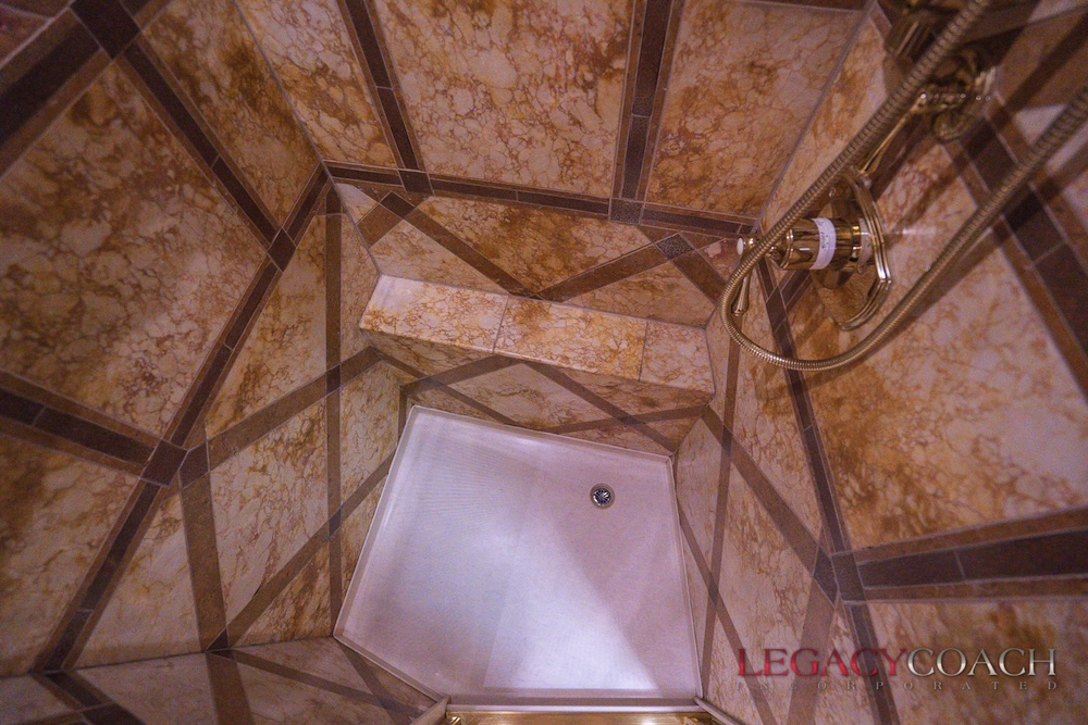 2006 Prevost Marathon H3-45 For Sale