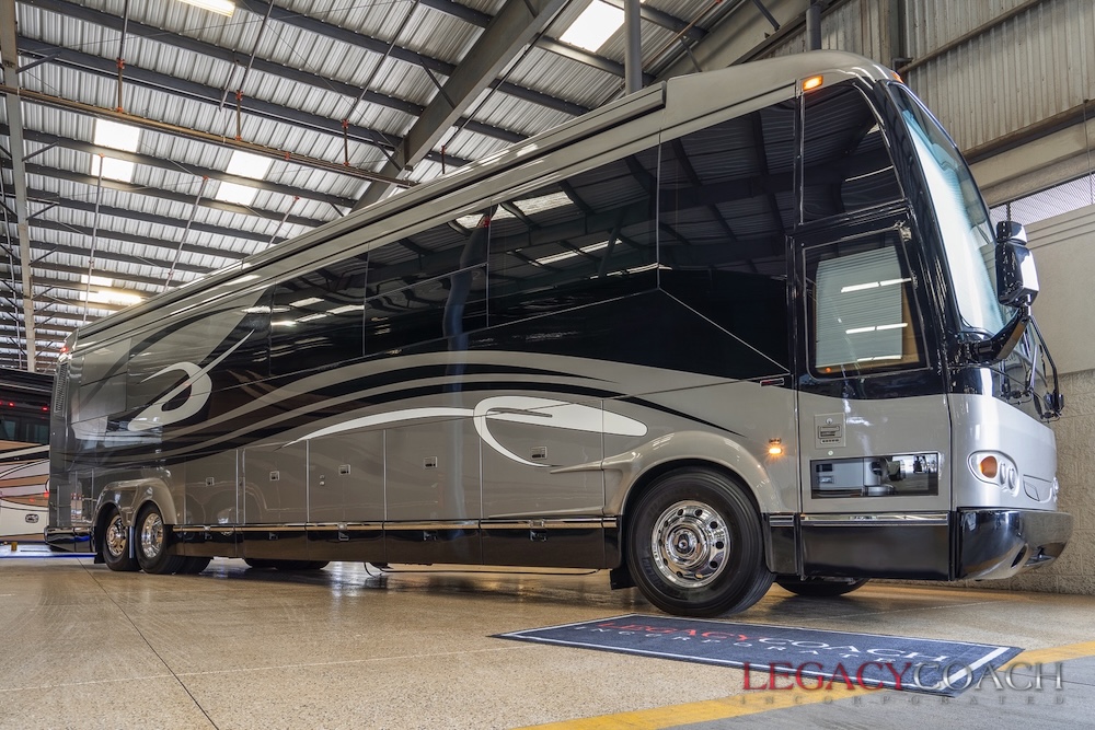 2006 Prevost Marathon H3-45 For Sale