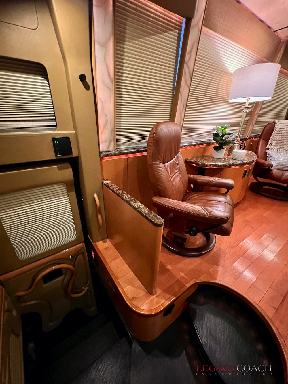 2006 Prevost Marathon H3-45 For Sale