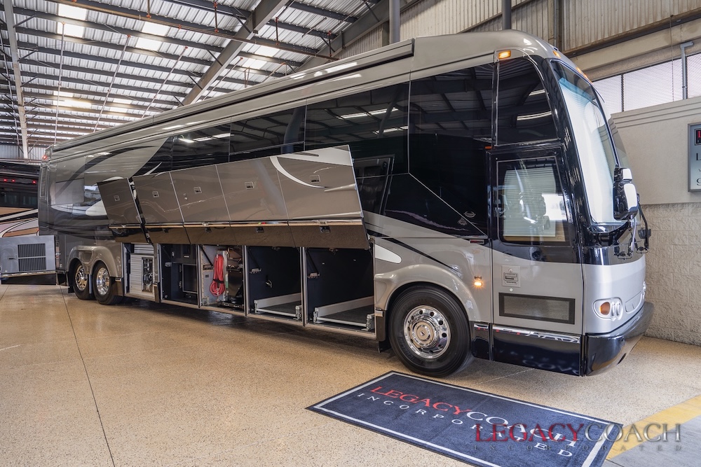 2006 Prevost Marathon H3-45 For Sale